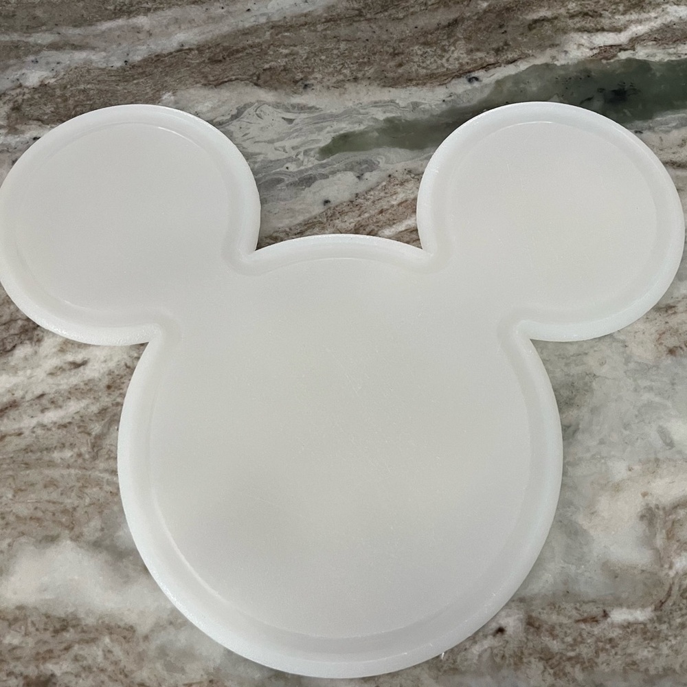 Disney Mickey Mouse cutting board/serving tray - Picture 7 of 13